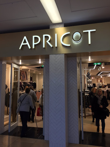 Apricot - Clothing store