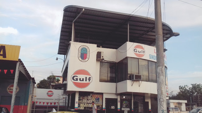 Opiniones de Estación de Servicio PyS Puerto Bolivar en Machala - Gasolinera