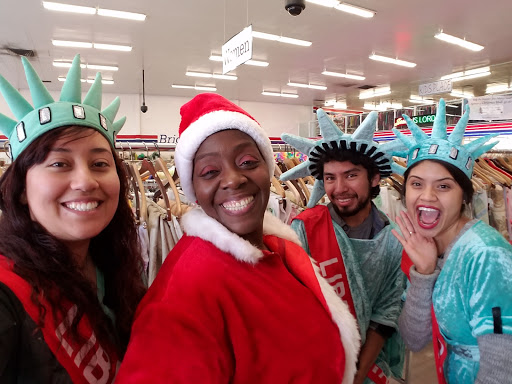 Thrift Store «Rescue Mission Alliance», reviews and photos, 18344 Sherman Way, Reseda, CA 91335, USA
