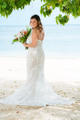 Bridal Shop «Elegant Touch Bridal and Tuxedo», reviews and photos, 8711 Belair Rd, Nottingham, MD 21236, USA