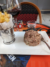 Plats et boissons du Restaurant français Le Bougnat à Paris - n°3