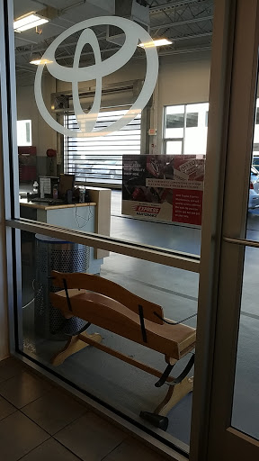 Toyota Dealer «Wellesley Toyota», reviews and photos, 234 Worcester St, Wellesley, MA 02481, USA