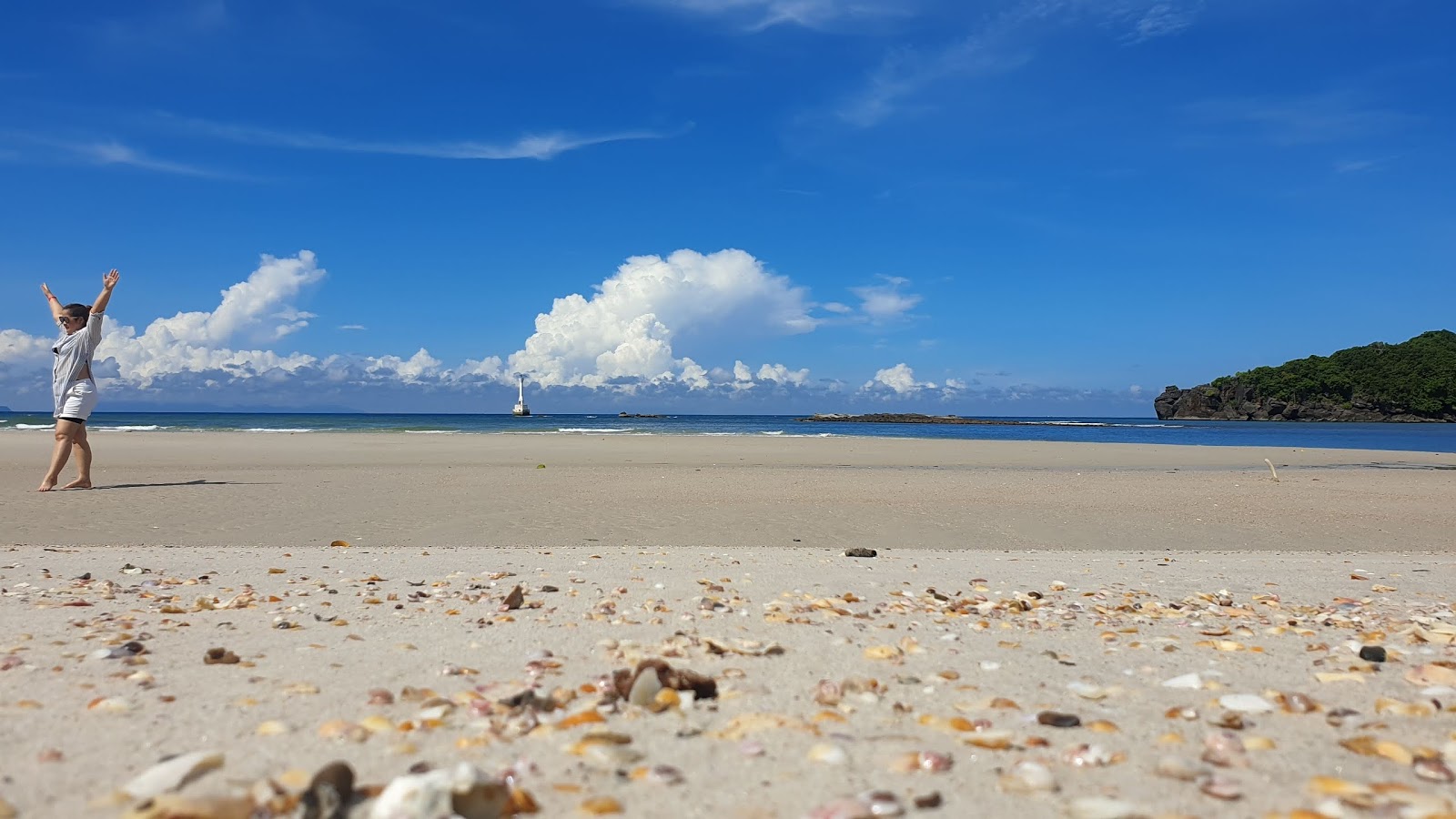 Foto de Punte Malaka Beach e sua bela paisagem