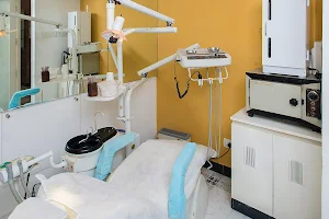 Adarsh Dental Clinic image