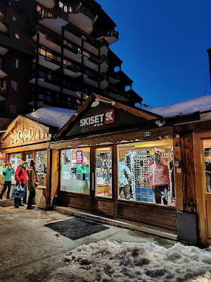 SKISET - HENRI SPORTS 3 Centre Station à Huez