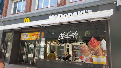 McDonald,s - 44 Rue des 3 Cailloux, 80000 Amiens, France
