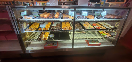 Donut Shop «Castro Valley Donuts», reviews and photos, 22150 Redwood Rd, Castro Valley, CA 94546, USA
