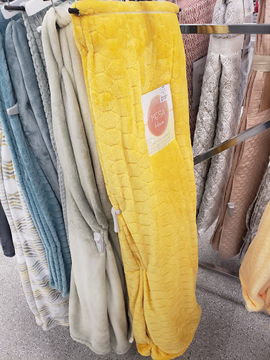 Clothing Store «Ross Dress for Less», reviews and photos, 4120 S Arizona Ave, Chandler, AZ 85248, USA