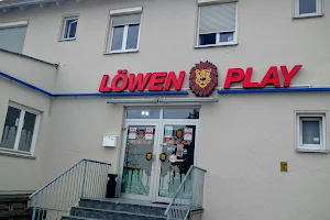Löwen Play image