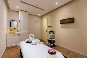 Oriental Beauty Lounge image