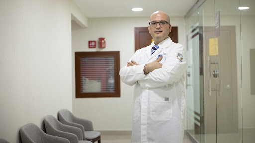 Dr. Daniel Enciso