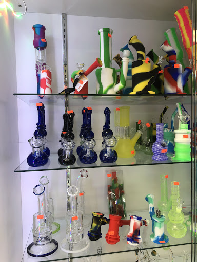 Tobacco Shop «Stardust Smoke Shop», reviews and photos, 8011 Archibald Ave, Rancho Cucamonga, CA 91730, USA