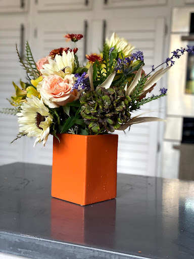 Florist «Belladonna Florist», reviews and photos, 8433 Joiner Way, Eden Prairie, MN 55344, USA