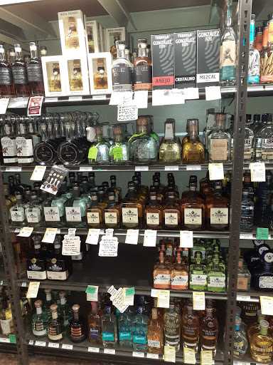 Wine Store «Total Wine & More», reviews and photos, 17550 N 75th Ave, Glendale, AZ 85308, USA