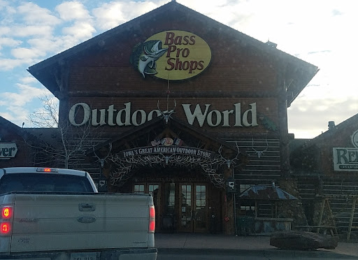 Sporting Goods Store «Bass Pro Shops», reviews and photos, 1000 Bass Pro Dr NW, Altoona, IA 50009, USA