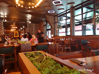 Atmosphère du Restaurant halal Regnum Steak House à Vaulx-en-Velin - n°13