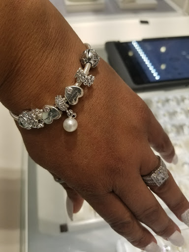 PANDORA Jewelry Florida Mall