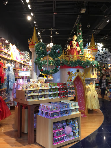 Toy Store «Disney Store», reviews and photos, 313 Smith Haven Mall, Lake Grove, NY 11755, USA