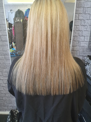 Reviews of Lorats Hair & Beauty in Newcastle upon Tyne - Beauty salon