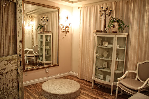 Bridal Shop «Elle Bridal Boutique», reviews and photos, 1133 Columbia St #101, San Diego, CA 92101, USA