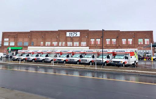 Truck rental agency New Haven