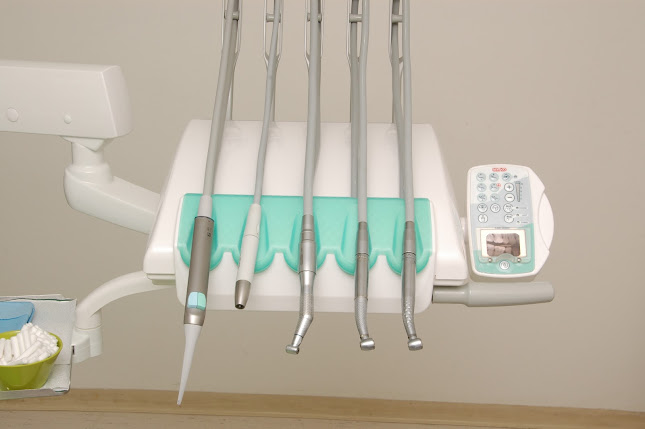 Clinica Sanz - Dentista