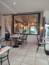 Atmosphère du La Chaumière - restaurant de Memer 12200 à Vailhourles - n°1