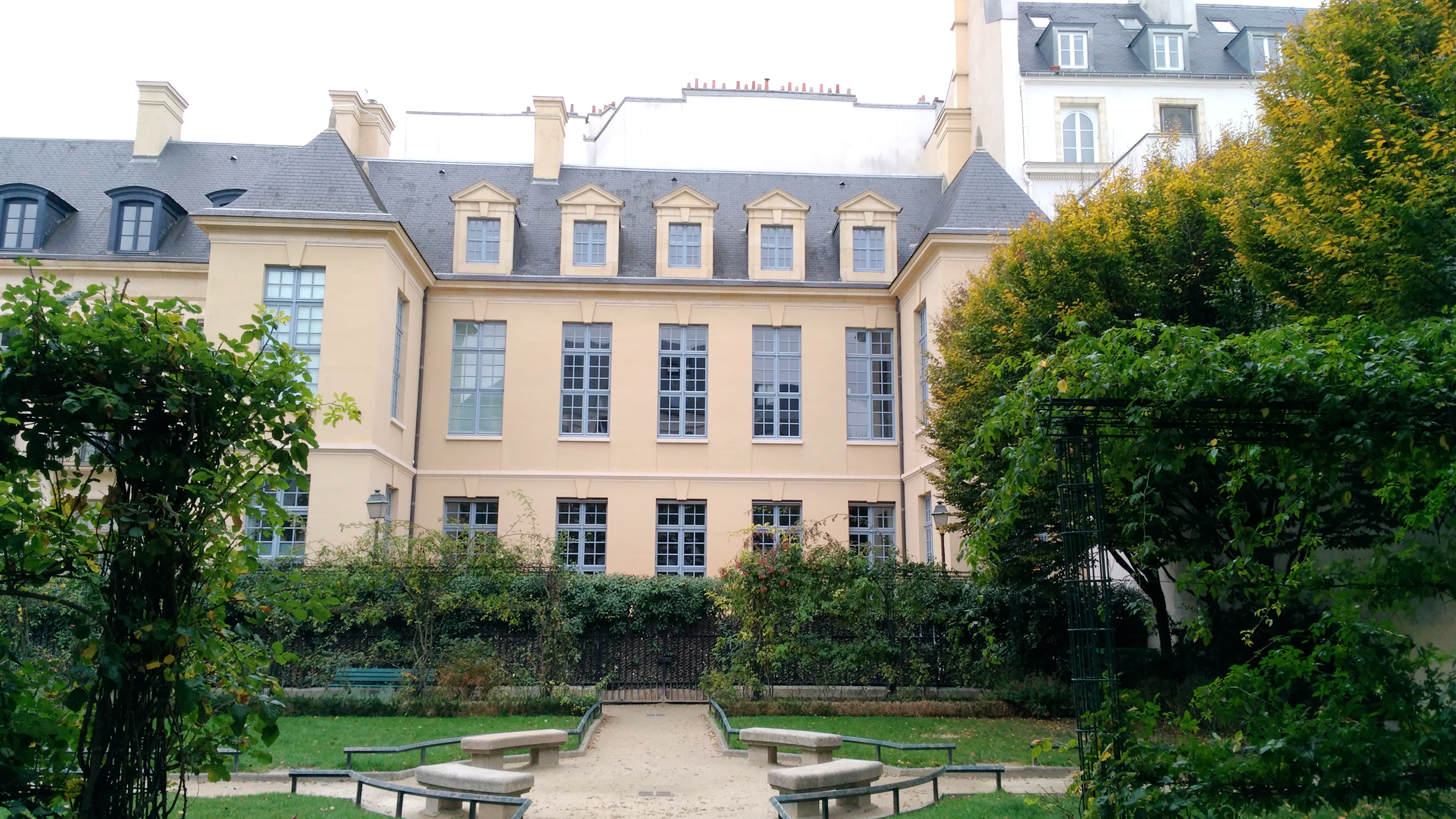 Photo n° 2 de l'avis de Paris. fait le 02/11/2017 à 20:17