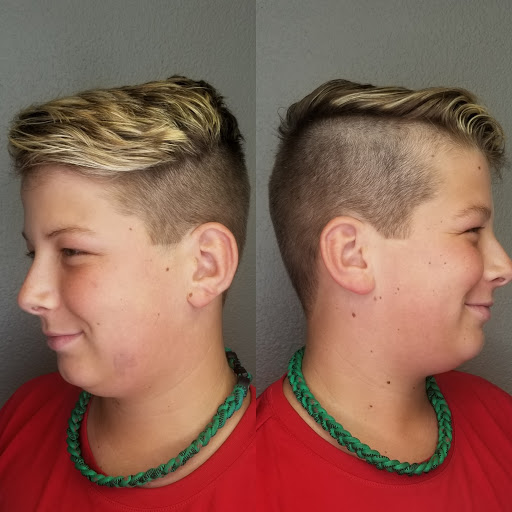 Beauty Salon «Crissy Hair Salon», reviews and photos, 406 E Bloomingdale Ave, Brandon, FL 33511, USA