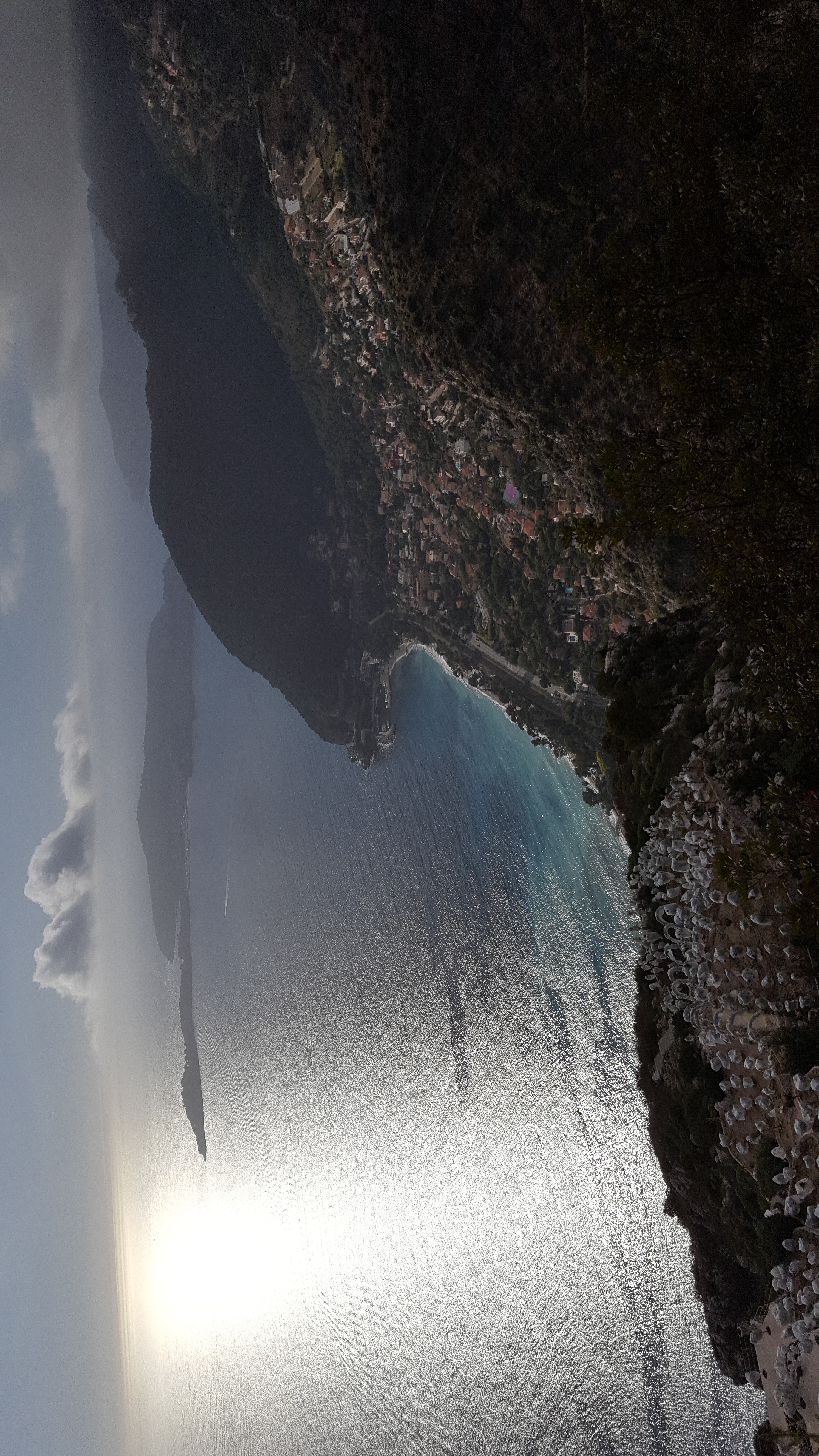 Photo n° 1 de l'avis de Lorena.e fait le 09/01/2018 à 19:29