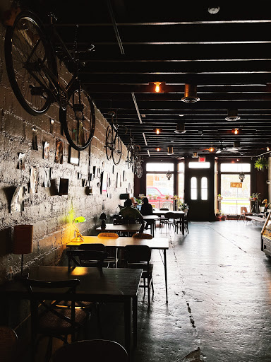 Coffee Shop «Gray Owl Coffee», reviews and photos, 223 E Gray St, Norman, OK 73069, USA