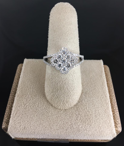 Jewelry Store «Dallas Gold & Silver Exchange», reviews and photos, 1109 W Interstate 20, Arlington, TX 76017, USA