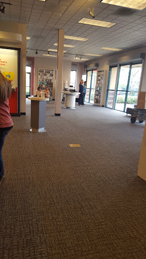 Cell Phone Store «Verizon», reviews and photos, 12459 Limonite Ave c, Mira Loma, CA 91752, USA