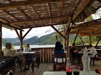 Atmosphère du Restaurant Snack du lac à Saint-André-les-Alpes - n°10