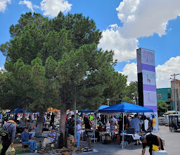 Monument to Benito Juarez photo