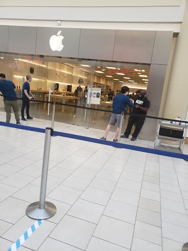 Shopping Mall «Freehold Raceway Mall», reviews and photos, 3710 U.S. 9, Freehold, NJ 07728, USA