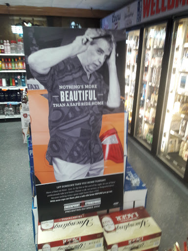 Liquor Store «Dual Highway Liquors», reviews and photos, 350 Dual Hwy, Hagerstown, MD 21740, USA