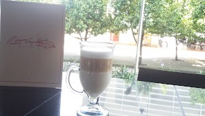 Abril Café De La Librería - photo 1