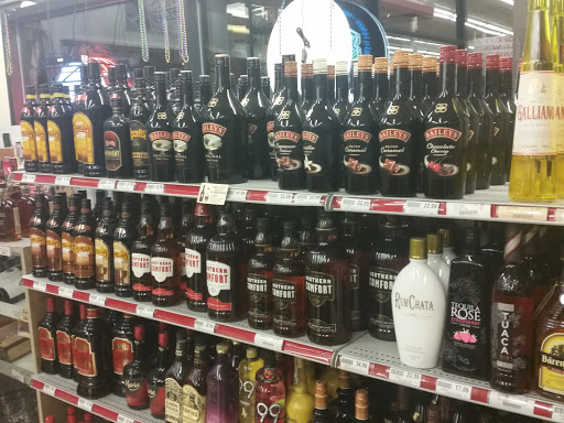 Liquor Store «Pearl Street Beverage», reviews and photos, 240 Pearl St, Burlington, VT 05401, USA