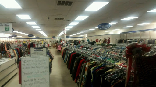 Thrift Store «Goodwill Store Mcminnville», reviews and photos, 1339 Smithville Hwy, McMinnville, TN 37110, USA