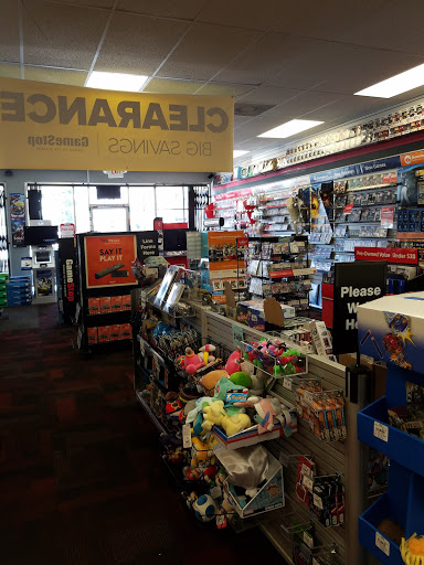 Video Game Store «GameStop», reviews and photos, 9700 Woodman Ave #20A, Arleta, CA 91331, USA