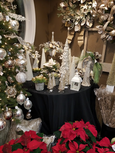 Florist «Ford Flower Co.», reviews and photos, 83 S Broadway, Salem, NH 03079, USA