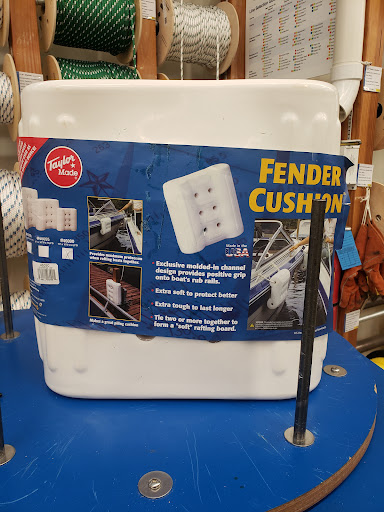 Marine Supply Store «West Marine», reviews and photos, 389 Deale Rd, Tracys Landing, MD 20779, USA