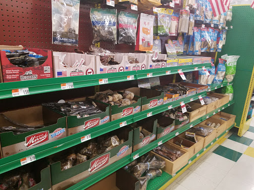 Pet Supply Store «Pet Supplies Plus», reviews and photos, 4824 Broadway St, Quincy, IL 62305, USA