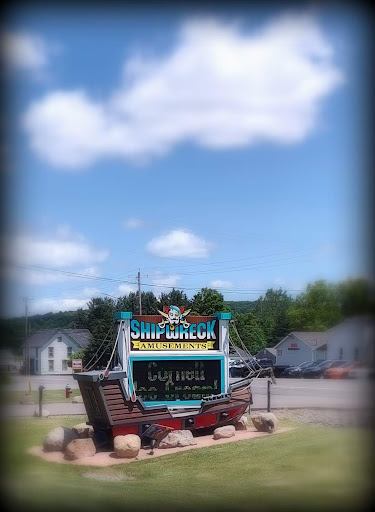 Amusement Center «Shipwreck Golf Amusement Center», reviews and photos, 759 NY-13, Cortland, NY 13045, USA