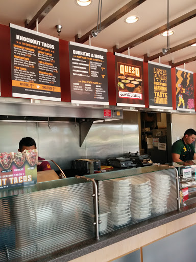 Mexican Restaurant «QDOBA Mexican Eats», reviews and photos, 55 Rockafeller Rd #10, Piscataway Township, NJ 08854, USA