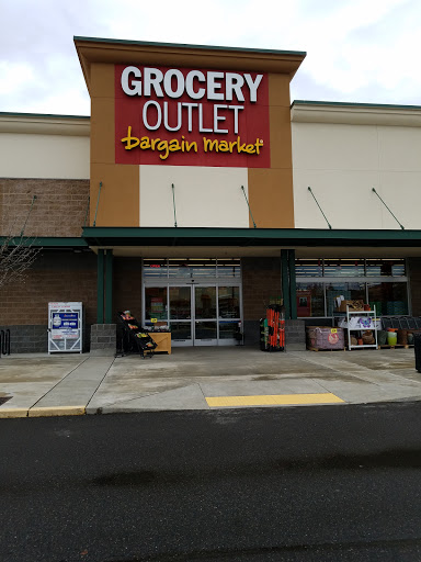 Grocery Outlet Bargain Market, 26525 Maple Valley Black Diamond Rd SE, Maple Valley, WA 98038, USA, 