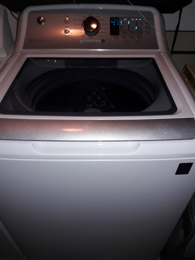 Appliance Store «Sears Outlet», reviews and photos, 2401 S Vineyard Ave, Ontario, CA 91761, USA