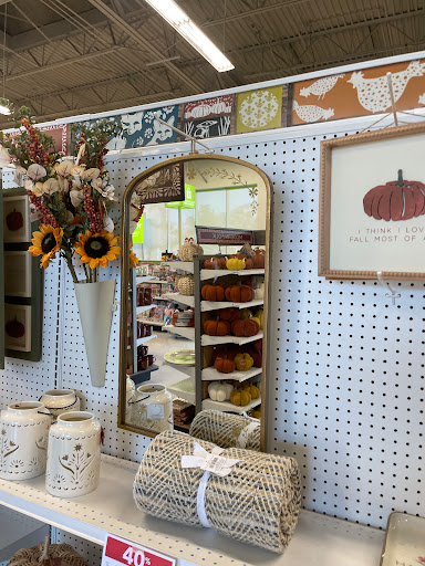 Fabric Store «Jo-Ann Fabrics and Crafts», reviews and photos, 172 E University Pkwy, Orem, UT 84058, USA