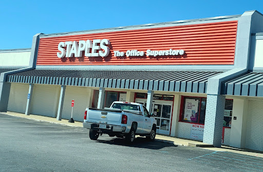 Office Supply Store «Staples», reviews and photos, 6101 Calhoun Memorial Hwy, Easley, SC 29640, USA